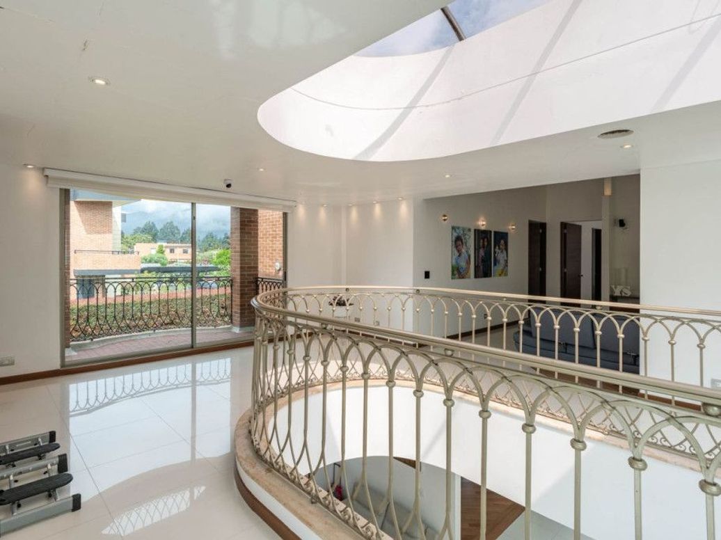 Casa de 5 alcobas en venta en Casa Blanca, Bogotá, 539 m² · foto 11 de 20