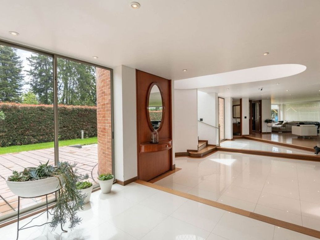 Casa de 5 alcobas en venta en Casa Blanca, Bogotá, 539 m² · foto 10 de 20