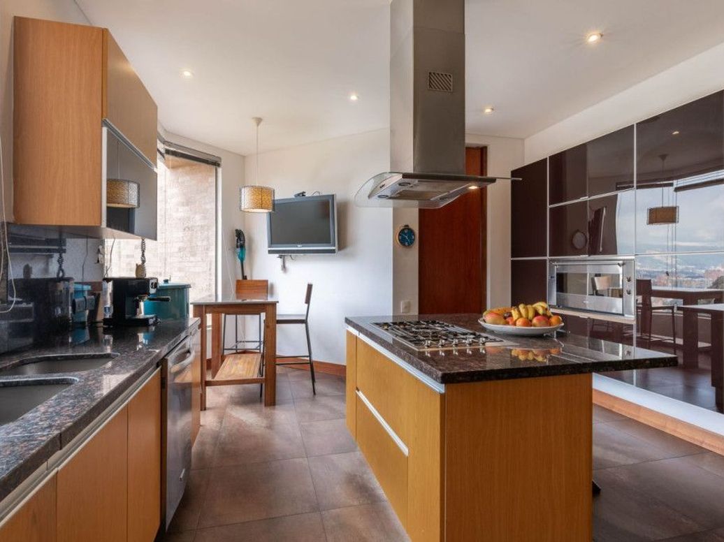 Apartamento de 3 alcobas en venta en Niza Suba, Bogotá, 275 m² · foto 12 de 20