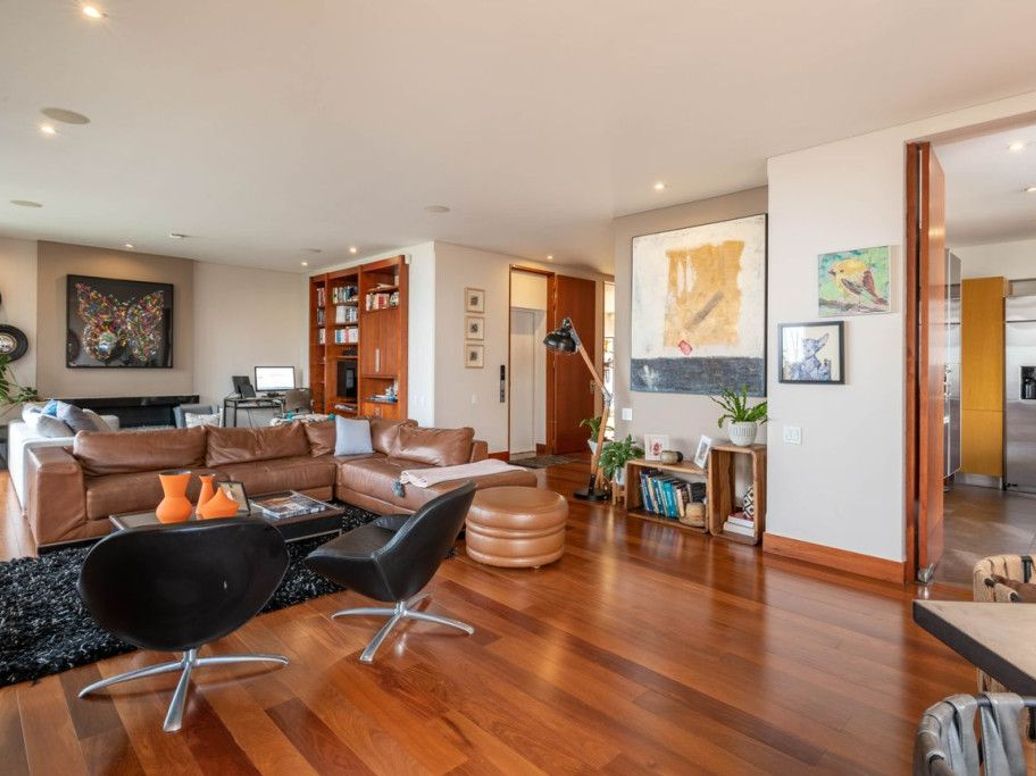 Apartamento de 3 alcobas en venta en Niza Suba, Bogotá, 275 m² · foto 4 de 20