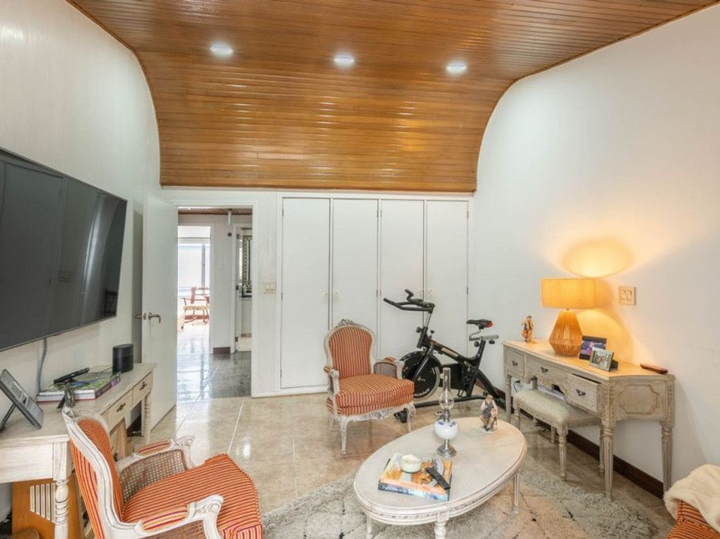 Apartamento de 4 alcobas en venta en Chico Norte Et. Ii, Bogotá, 224 m² · foto 15 de 20