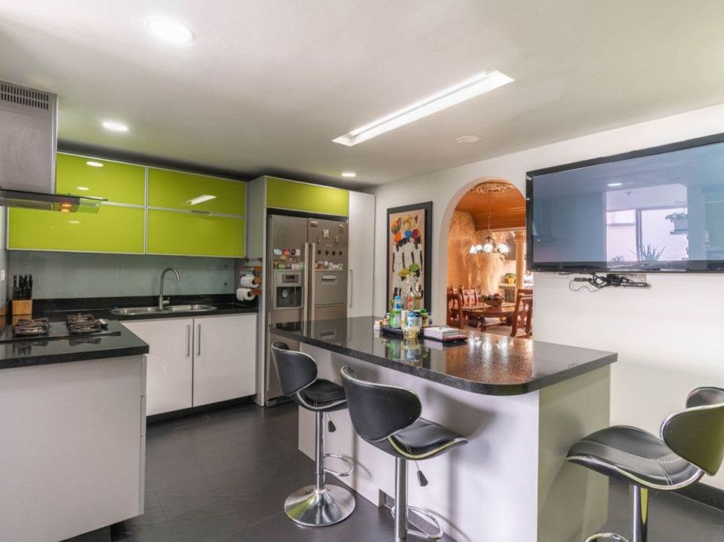 Apartamento de 4 alcobas en venta en Chico Norte Et. Ii, Bogotá, 224 m² · foto 9 de 20
