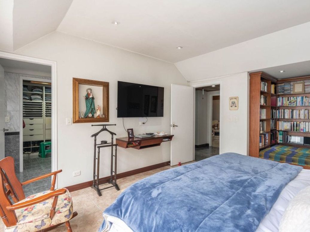 Apartamento de 4 alcobas en venta en Chico Norte Et. Ii, Bogotá, 224 m² · foto 17 de 20