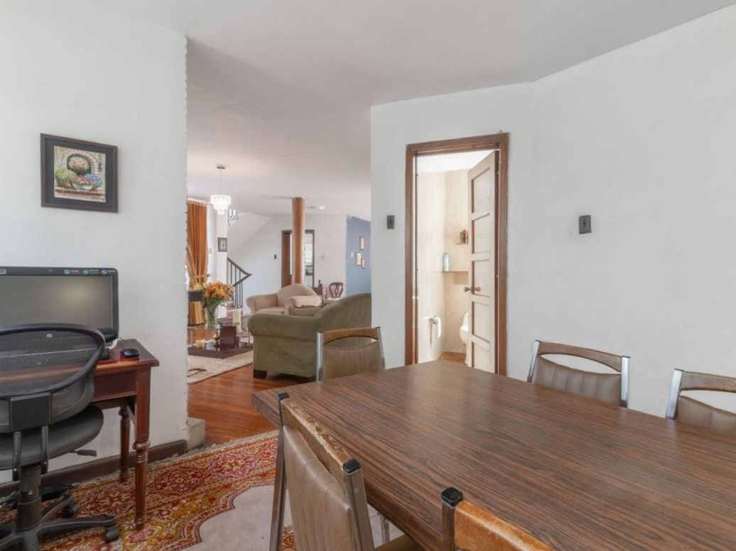 Casa de 6 alcobas en venta en Santa Teresita, Bogotá, 265 m² · foto 8 de 20