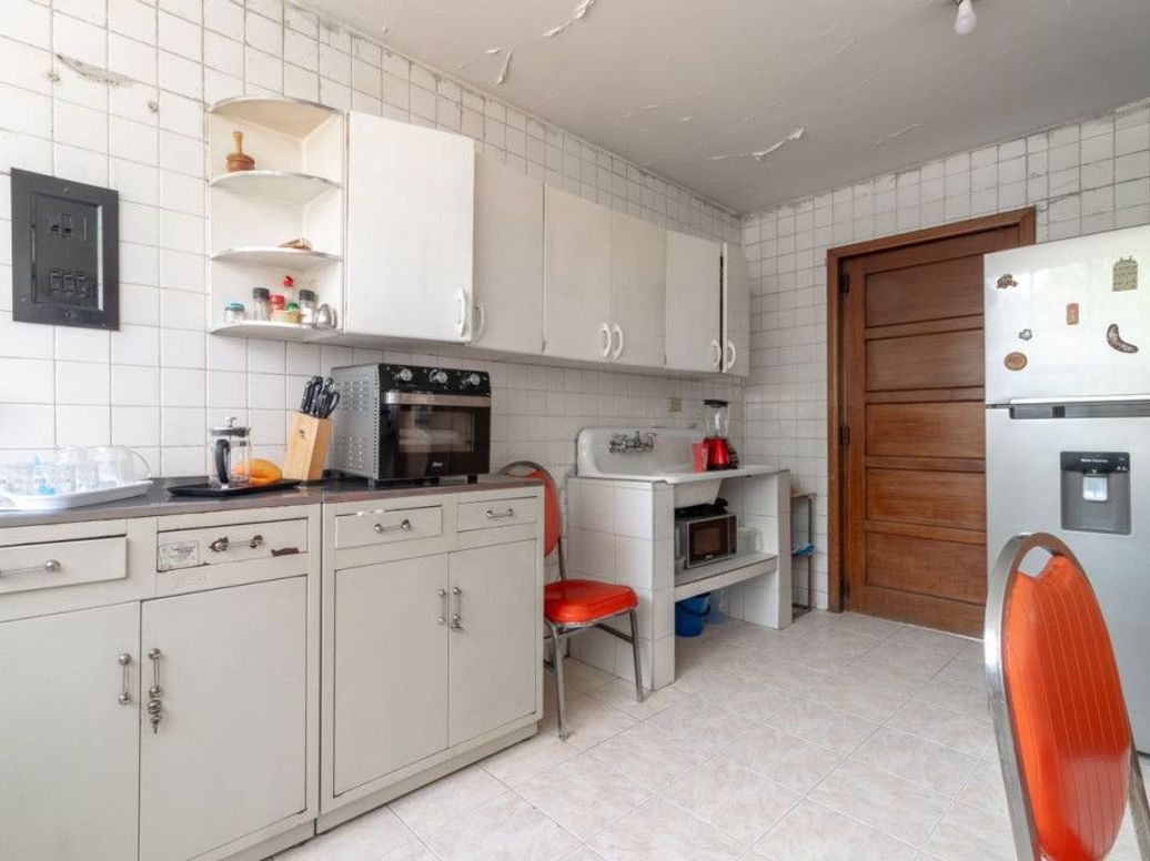 Casa de 6 alcobas en venta en Santa Teresita, Bogotá, 265 m² · foto 11 de 20