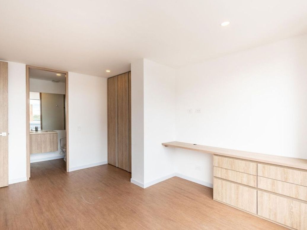 Apartamento de 2 alcobas en venta en Bella Suiza, Bogotá, 74 m² · foto 8 de 20