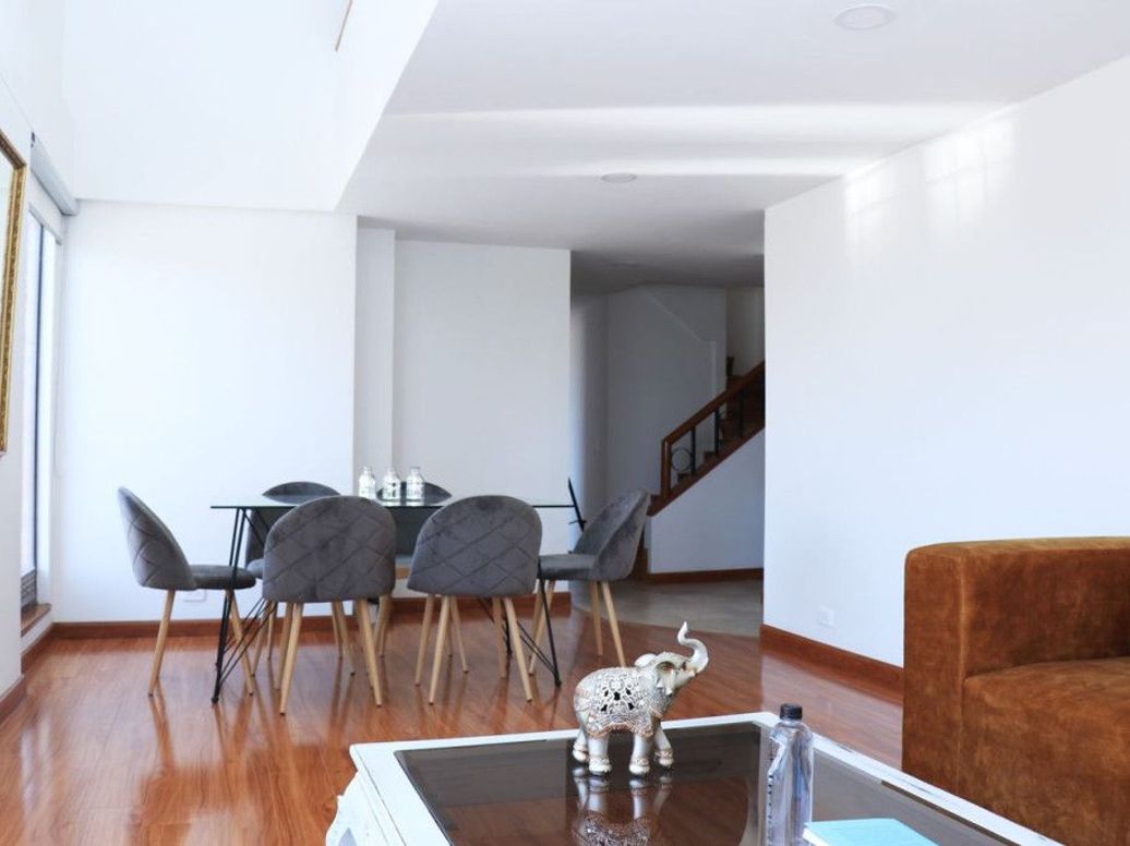 Apartamento de 3 alcobas en venta en Los Cedritos, Bogotá, 125 m² · foto 4 de 16