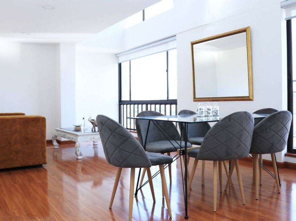 Apartamento de 3 alcobas en venta en Los Cedritos, Bogotá, 125 m² · foto 2 de 16