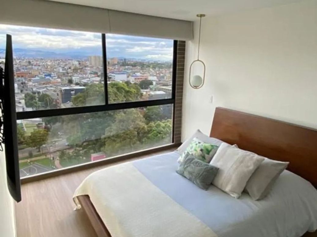 Apartamento de 2 alcobas en venta en Los Alcazares, Bogotá, 81 m² · foto 3 de 10