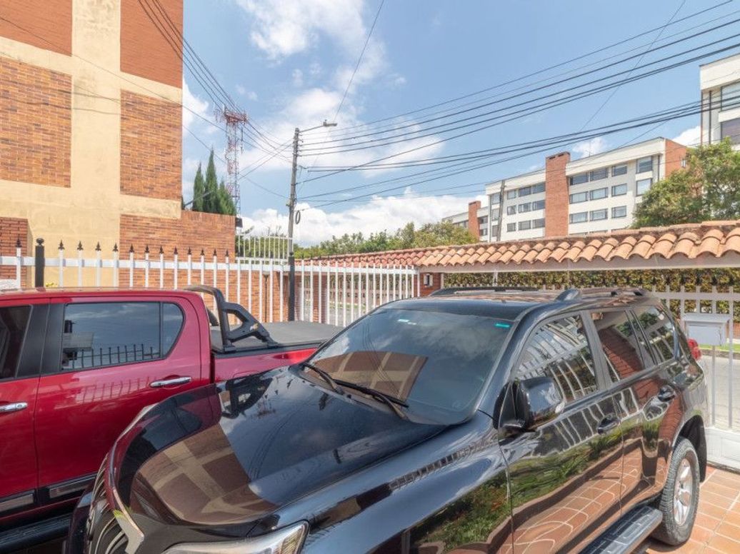 Casa de 4 alcobas en venta en Niza Norte, Bogotá, 192 m² · foto 20 de 20