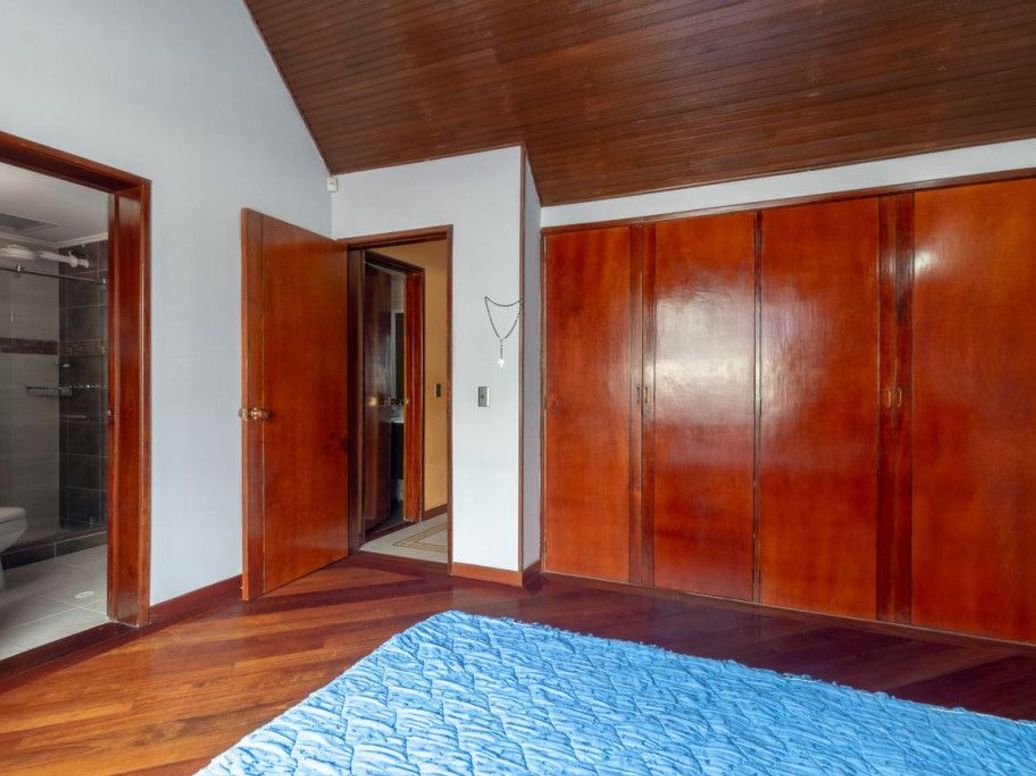 Casa de 4 alcobas en venta en Niza Norte, Bogotá, 192 m² · foto 16 de 20