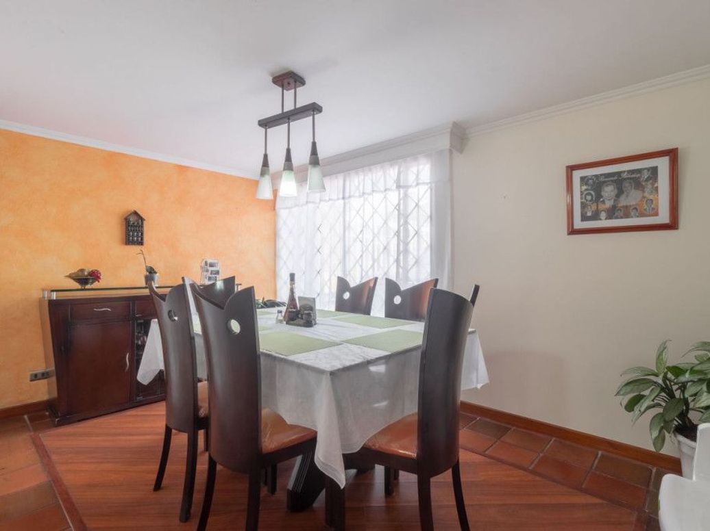 Casa de 4 alcobas en venta en Niza Norte, Bogotá, 192 m² · foto 4 de 20
