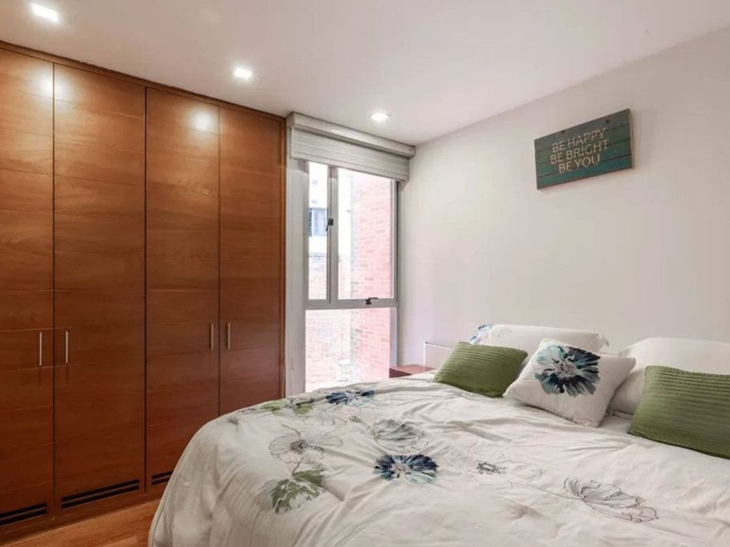 Apartamento de 2 alcobas en venta en Los Rosales, Bogotá, 142 m² · foto 15 de 19
