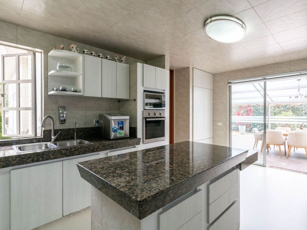 Casa de 5 alcobas en venta en Casa Blanca, Bogotá, 422 m² · foto 8 de 20