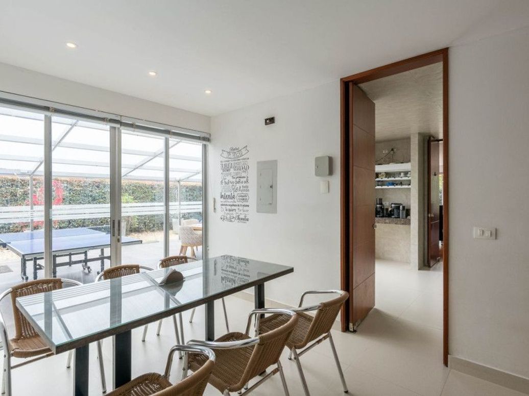 Casa de 5 alcobas en venta en Casa Blanca, Bogotá, 422 m² · foto 9 de 20