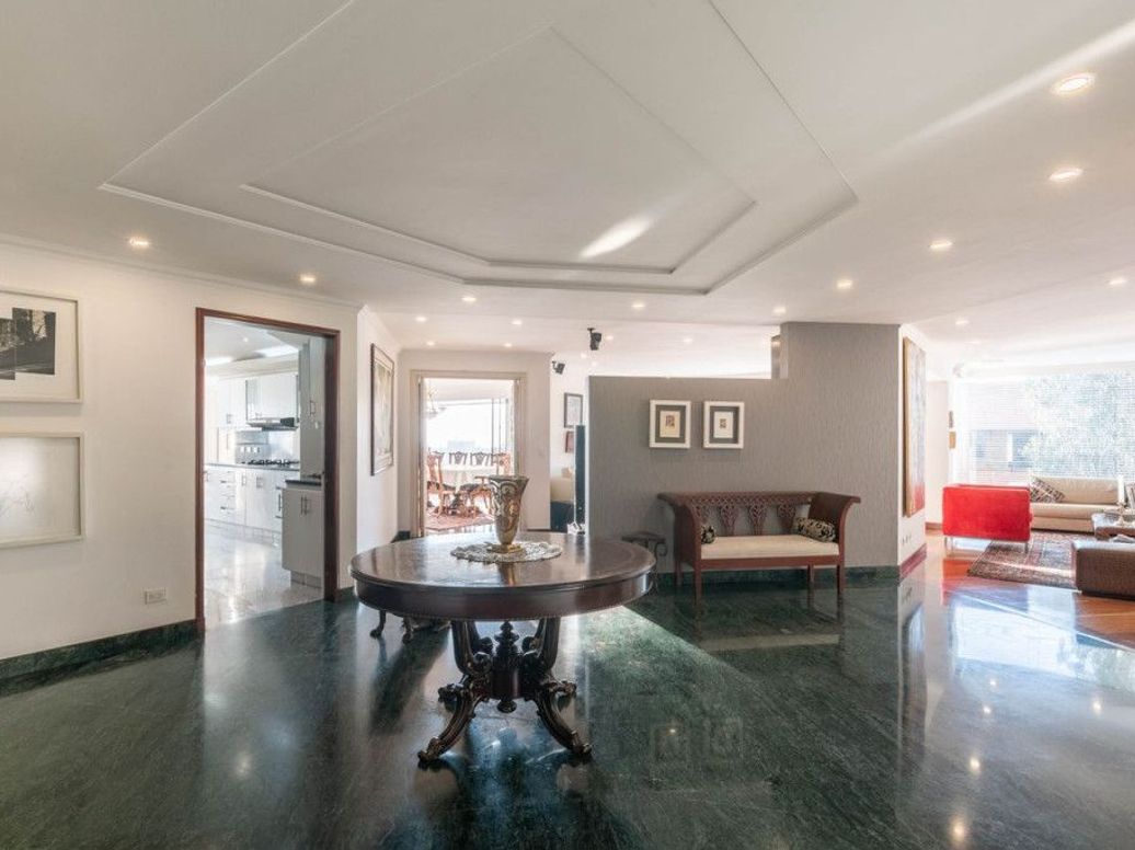 Apartamento de 3 alcobas en venta en Bellavista, Bogotá, 341 m² · foto 8 de 20