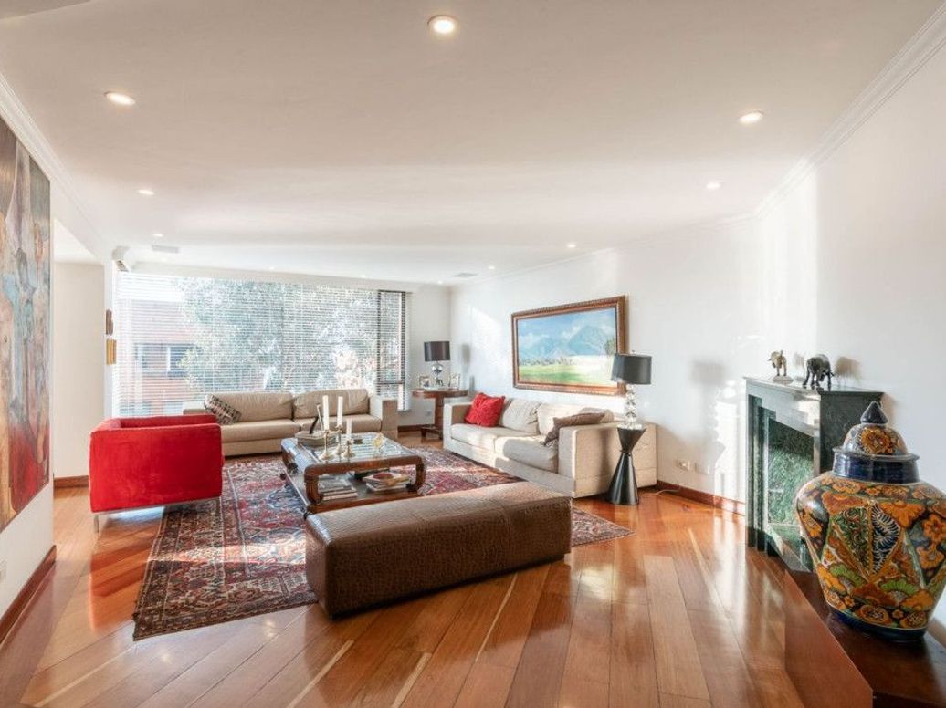 Apartamento de 3 alcobas en venta en Bellavista, Bogotá, 341 m² · foto 4 de 20