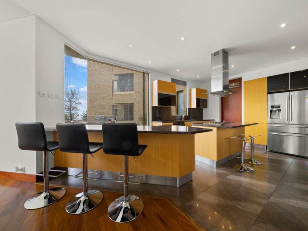 Apartamento de 3 alcobas en venta en Niza Suba, Bogotá, 274 m² · foto 5 de 20