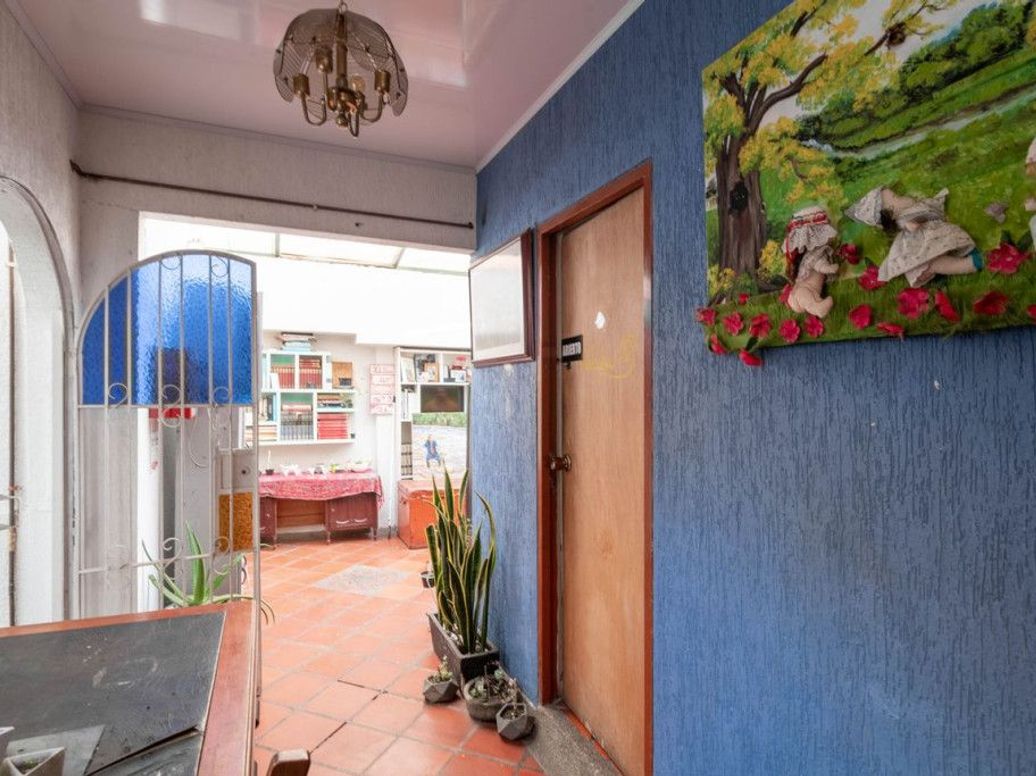 Casa de 12 alcobas en venta en La Concordia, Bogotá, 375 m² · foto 4 de 20
