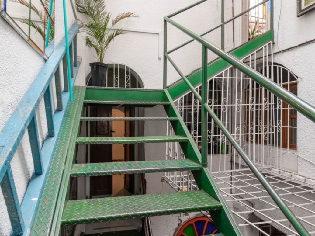 Casa de 12 alcobas en venta en La Concordia, Bogotá, 375 m² · foto 19 de 20