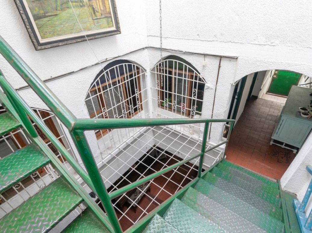 Casa de 12 alcobas en venta en La Concordia, Bogotá, 375 m² · foto 18 de 20