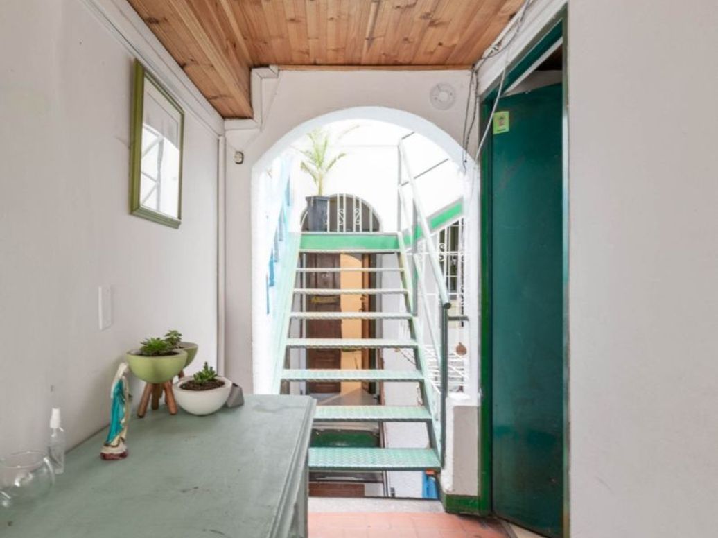 Casa de 12 alcobas en venta en La Concordia, Bogotá, 375 m² · foto 8 de 20