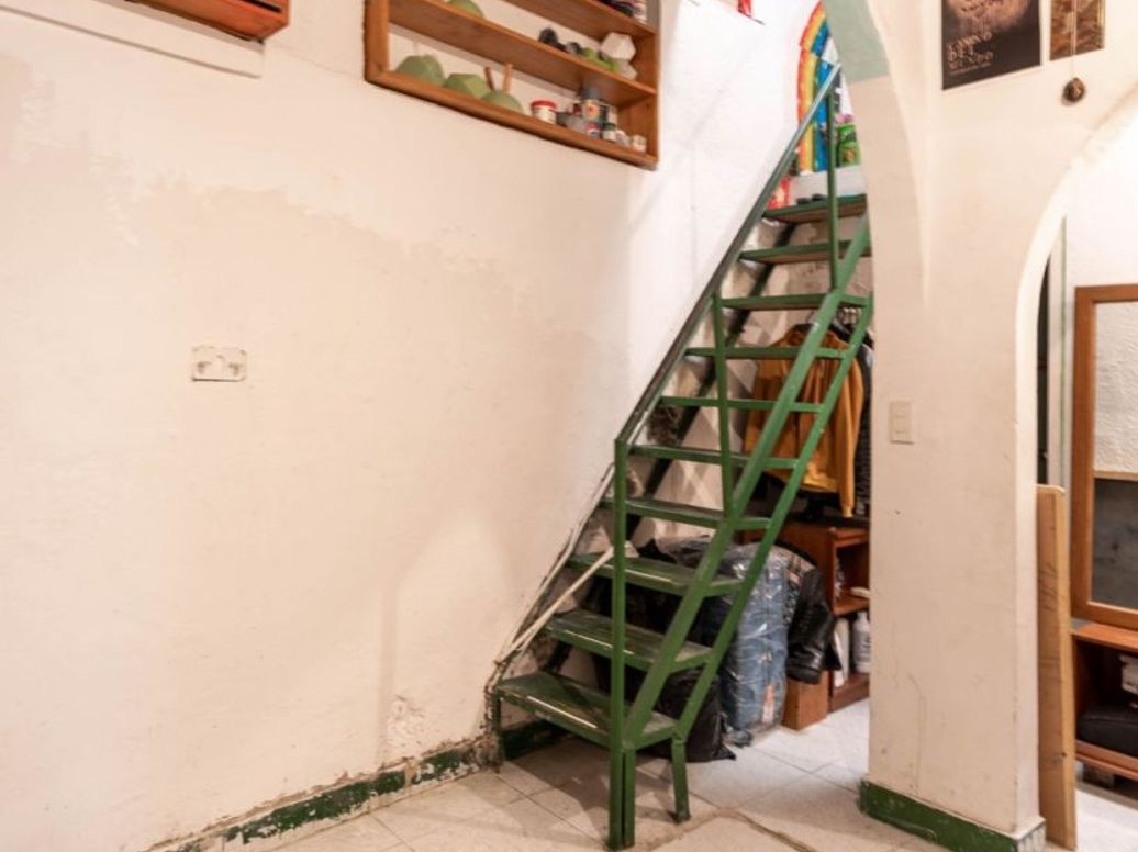 Casa de 12 alcobas en venta en La Concordia, Bogotá, 375 m² · foto 10 de 20