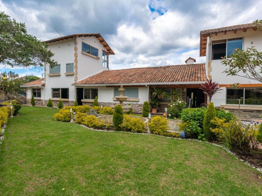 Casa de 7 alcobas en arriendo en Las Mercedes Suba, Bogotá · foto 6 de 20