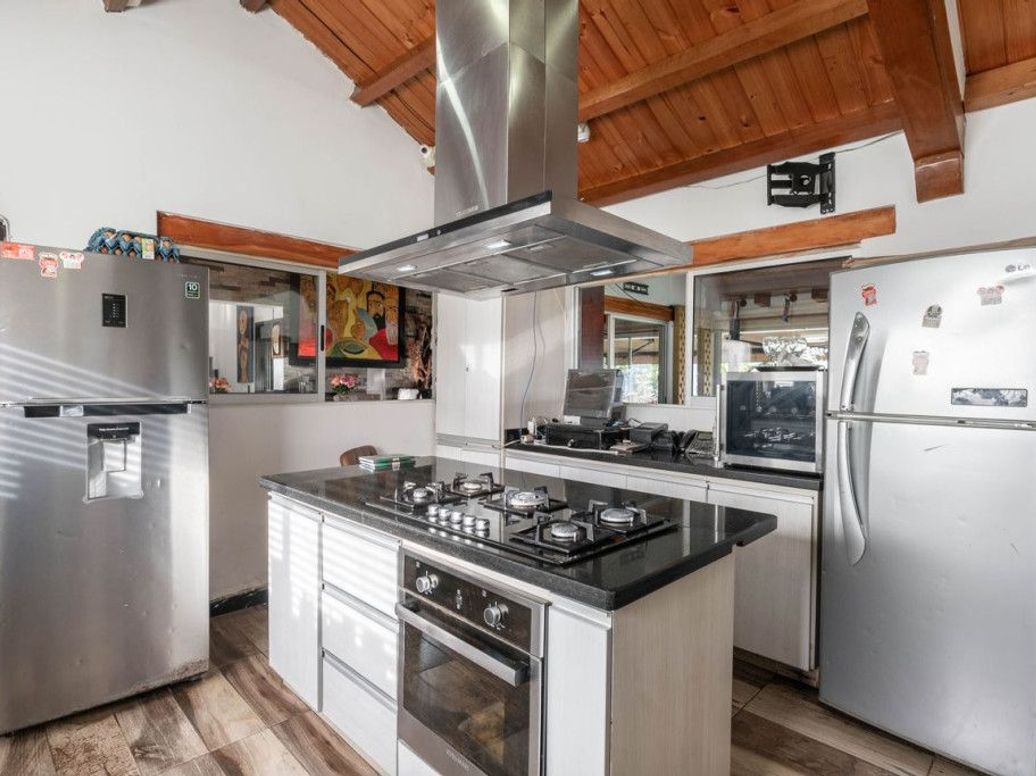 Casa de 7 alcobas en arriendo en Las Mercedes Suba, Bogotá · foto 20 de 20
