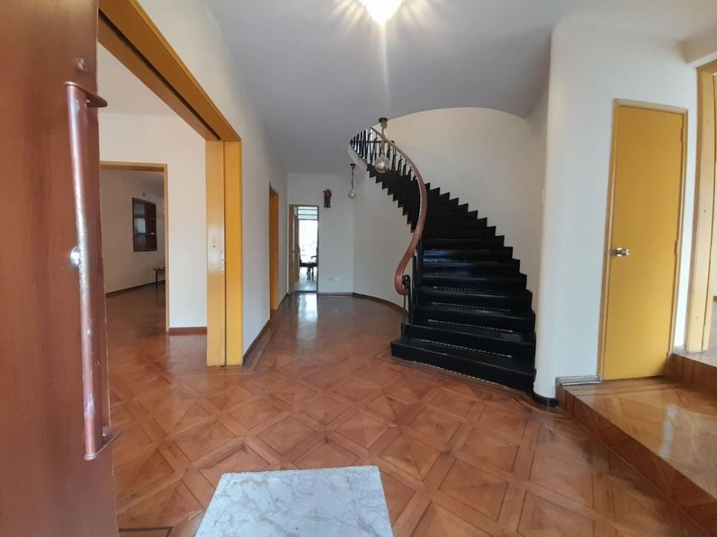 Casa de 8 alcobas en venta en Teusaquillo, Bogotá, 750 m² · foto 9 de 20