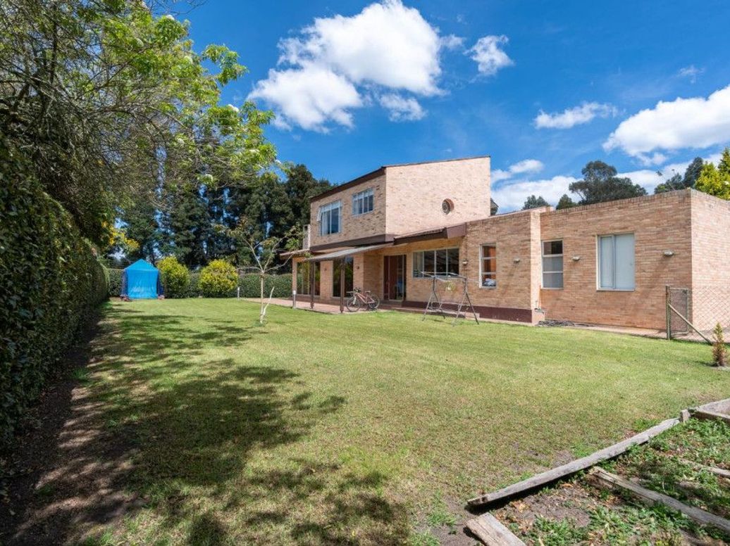 Casa de 4 alcobas en venta en Casa Blanca, Bogotá, 330 m² · foto 5 de 20
