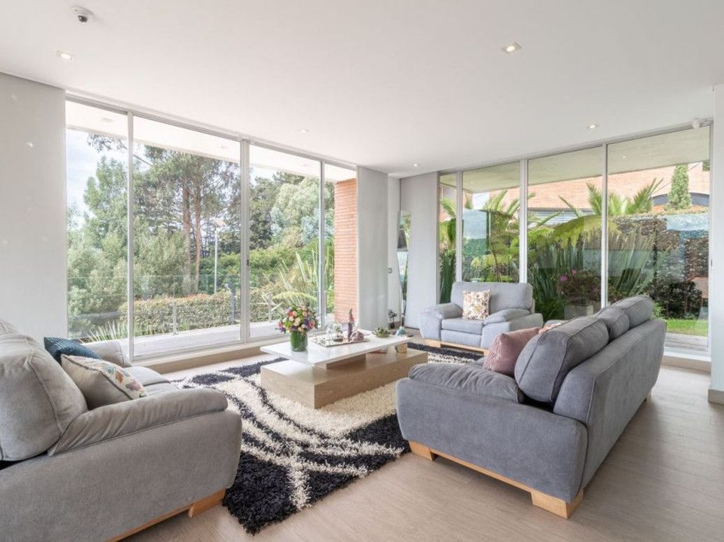 Casa de 4 alcobas en venta en Niza Suba, Bogotá, 500 m² · foto 2 de 20