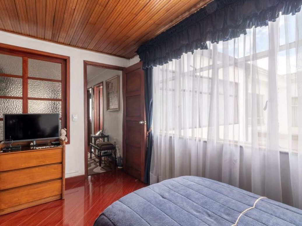 Casa de 3 alcobas en venta en Las Américas, Bogotá, 210 m² · foto 16 de 20