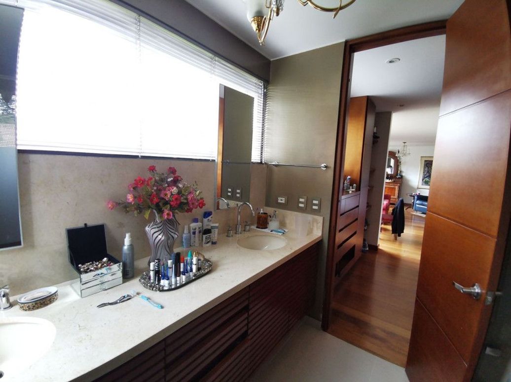 Casa de 4 alcobas en venta en Niza Suba, Bogotá, 602 m² · foto 18 de 20