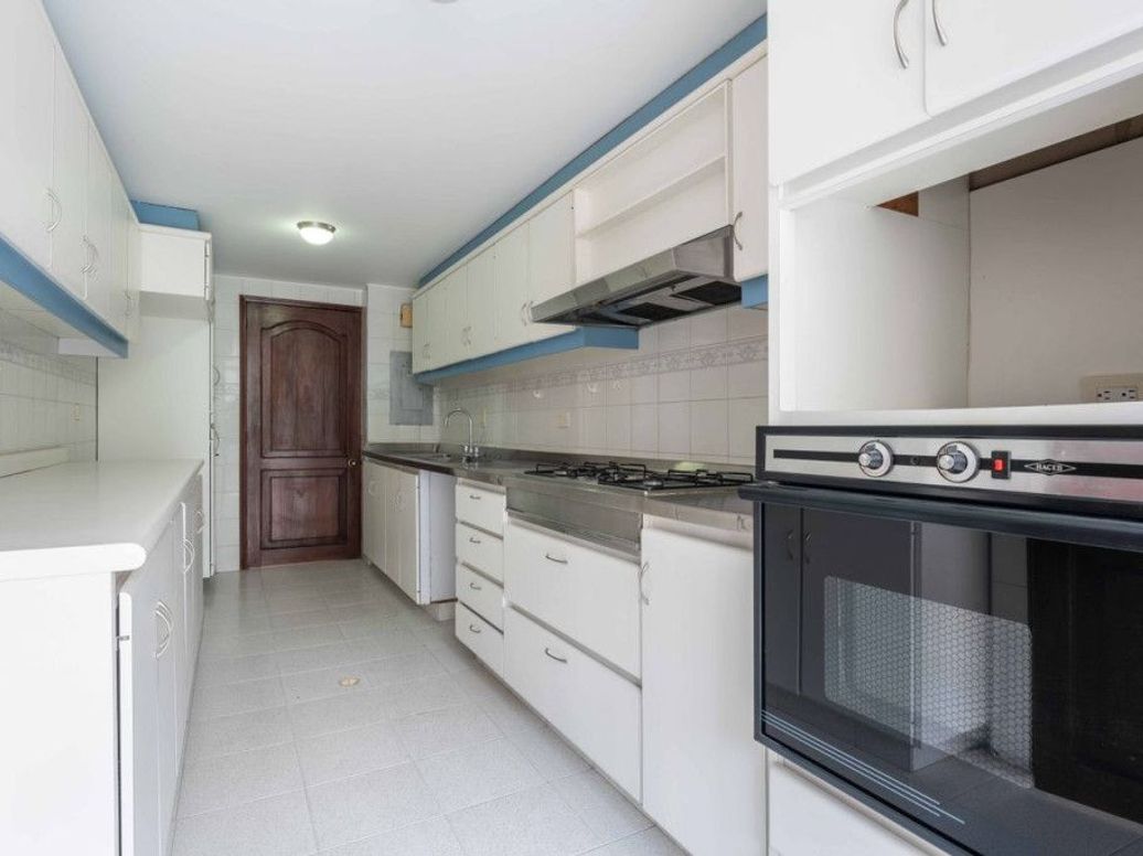 Apartamento de 4 alcobas en venta en Chico Norte Et. Iii, Bogotá, 170 m² · foto 6 de 20