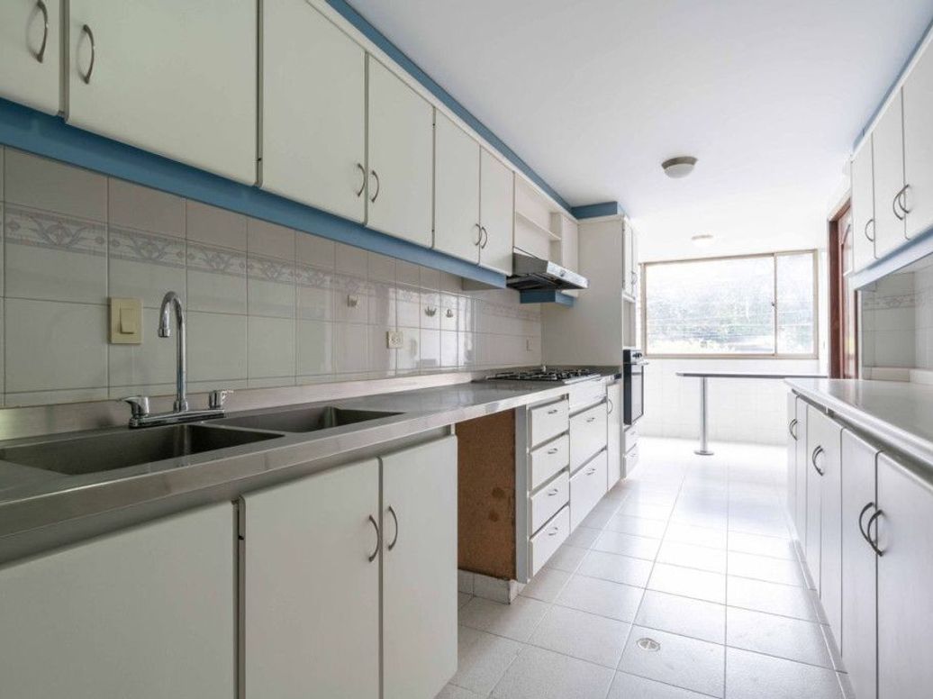 Apartamento de 4 alcobas en venta en Chico Norte Et. Iii, Bogotá, 170 m² · foto 8 de 20