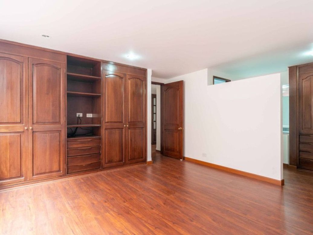 Apartamento de 4 alcobas en venta en Chico Norte Et. Iii, Bogotá, 170 m² · foto 12 de 20