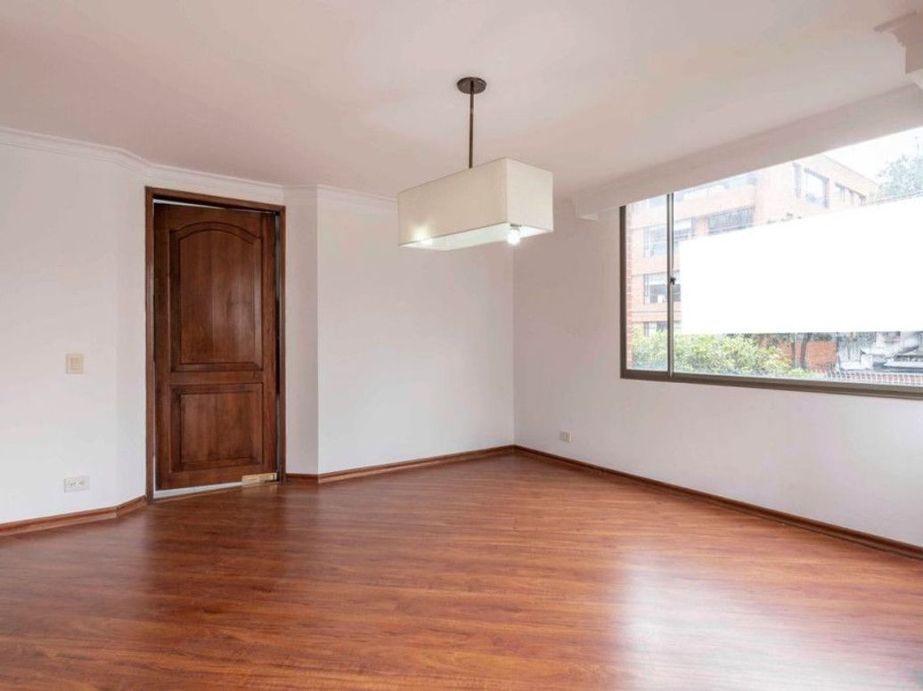 Apartamento de 4 alcobas en venta en Chico Norte Et. Iii, Bogotá, 170 m² · foto 15 de 20