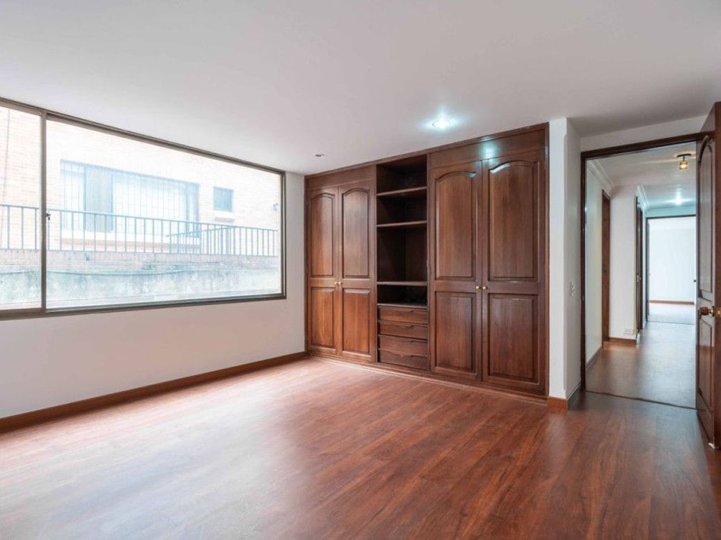Apartamento de 4 alcobas en venta en Chico Norte Et. Iii, Bogotá, 170 m² · foto 18 de 20
