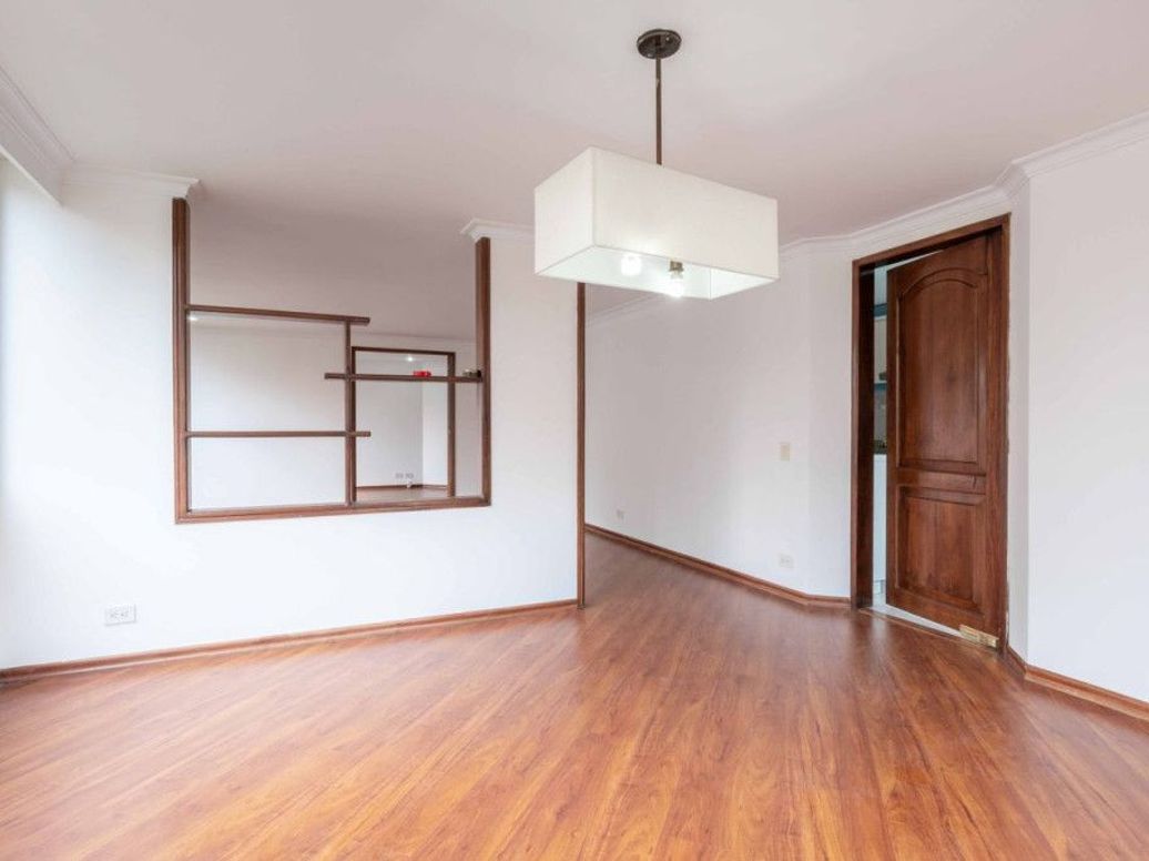 Apartamento de 4 alcobas en venta en Chico Norte Et. Iii, Bogotá, 170 m² · foto 3 de 20