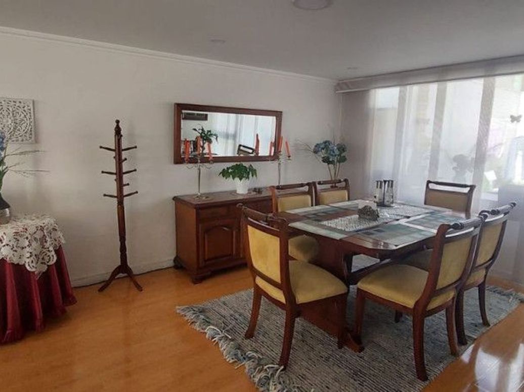 Casa de 3 alcobas en venta en Los Andes, Bogotá, 200 m² · foto 3 de 18