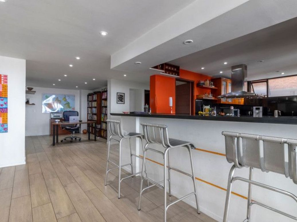 Apartamento de 2 alcobas en venta en El Refugio, Bogotá, 213 m² · foto 7 de 20