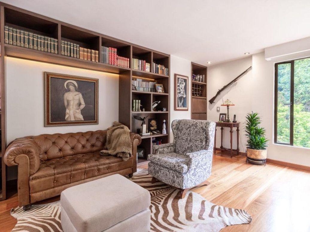Apartamento de 3 alcobas en venta en Los Rosales, Bogotá, 168 m² · foto 6 de 18