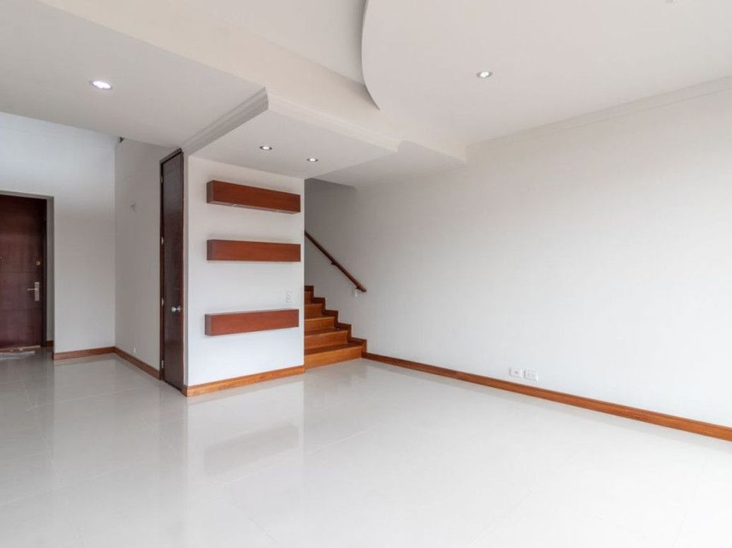 Apartamento de 4 alcobas en venta en Lisboa, Bogotá, 260 m² · foto 3 de 20