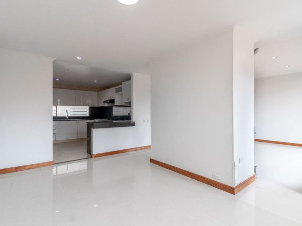 Apartamento de 4 alcobas en venta en Lisboa, Bogotá, 260 m² · foto 4 de 20