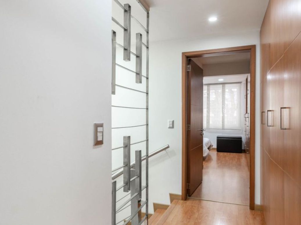 Casa de 5 alcobas en venta en Caobos Salazar, Bogotá, 240 m² · foto 17 de 20