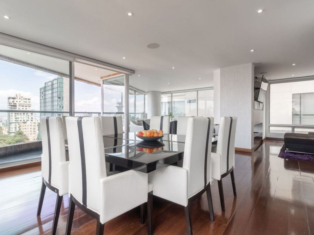 Apartamento en venta en El Refugio, Bogotá · foto 4 de 20