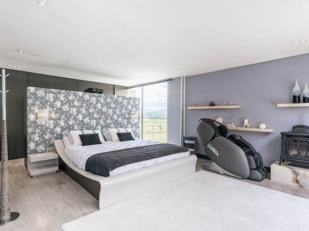 Apartamento de 4 alcobas en venta en Conejera, Bogotá, 229 m² · foto 13 de 20