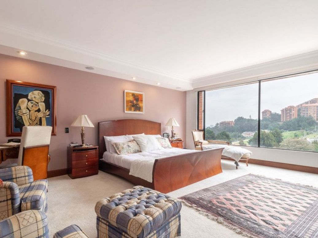Apartamento de 4 alcobas en arriendo en Cerros De Santa Barbara, Bogotá, 495 m² · foto 19 de 20