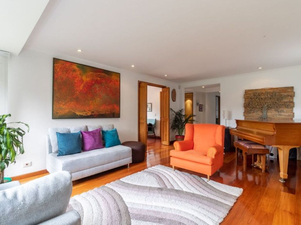 Casa de 4 alcobas en venta en San José De Bavaria, Bogotá, 275 m² · foto 4 de 20